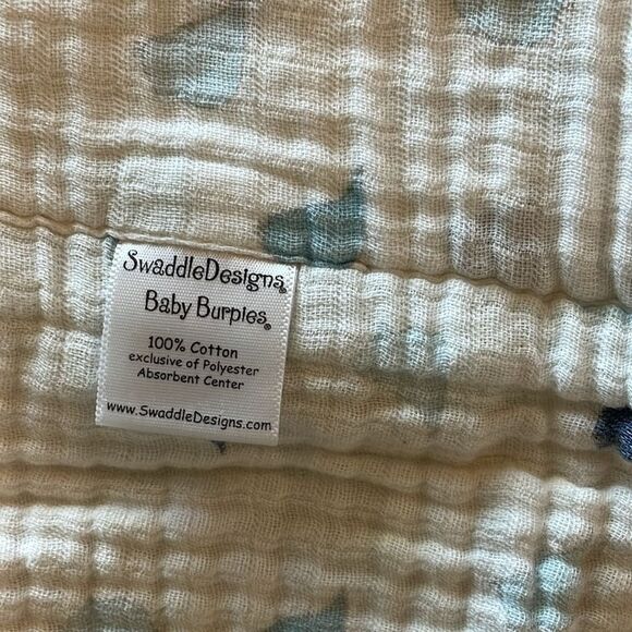 Newborn Bundle Burpies, hat onesie size NB - Picture 3 of 8